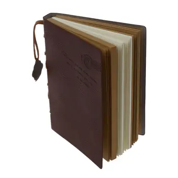 Елегантен класически ретро бележник в кожени корици с чисти страниците на Вестник Дневник