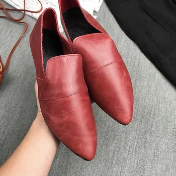 НОВА ежедневни дамски обувки ръчна изработка в стил ретро, удобни обувки от естествена кожа с остри пръсти, мокасини за мама, лоферы на мека плоска подметка