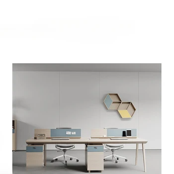 Творческа комбинация от бюрото и стола, прост, модерен офис персонал, слот за карта за четириместен на персонала на 2/4/6 места, индустриален стил