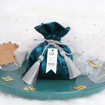 Традиционен китайски многоцветен velvet подарък пакет за Опаковане на пакети с бирками-шнурками Аксесоари За Коледното парти Контейнери за бонбони