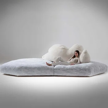 Луксозен италиански дизайнерски текстилен разтегателен Polar Bear Sofa