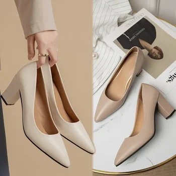 Дамски обувки на висок ток 2022 г., новите модни обувки, в корейски стил, с остри пръсти и фин пръсти на дебелите ток Sapatos De Mujer