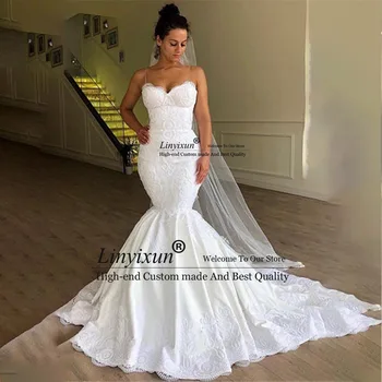 Класическа сватбена рокля с корсет 