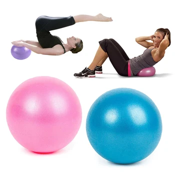 Стабилност, докато тренирате в домашни условия за Мини-топка за пилатес в помещението за упражнения, Упражнения за пилатес у дома